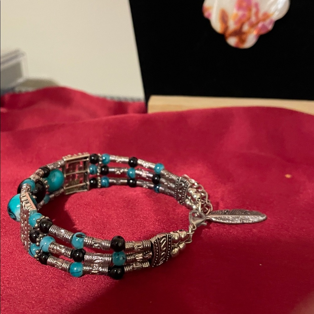 Artisan Silver and Turquoise Bracelet - Picture 3 of 5